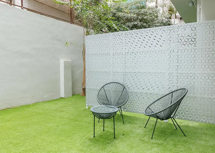 Snug Studio Apartment With Pvt Garden Access I