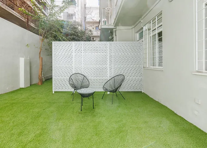 Snug Studio Apartment With Pvt Garden Access I