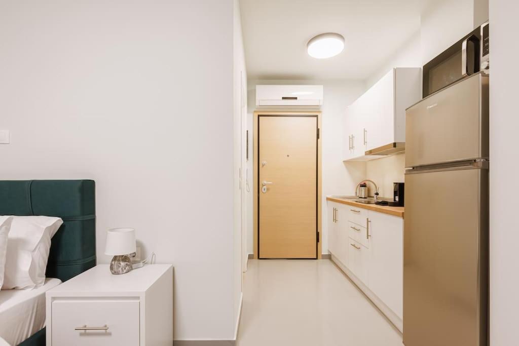 Snug With Pvt Garden Access I Apartment Athens